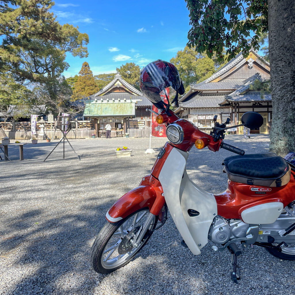 武雄神社とカブ