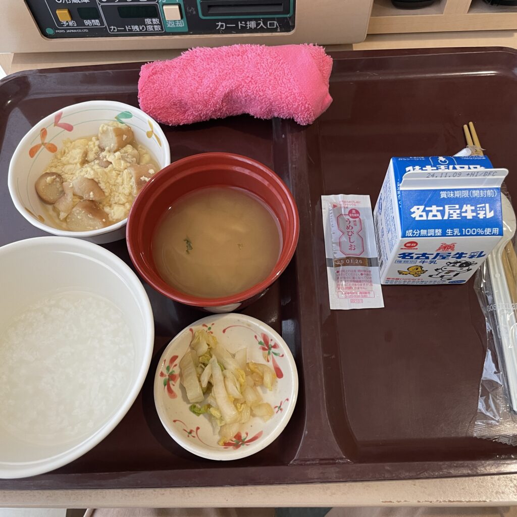 朝食