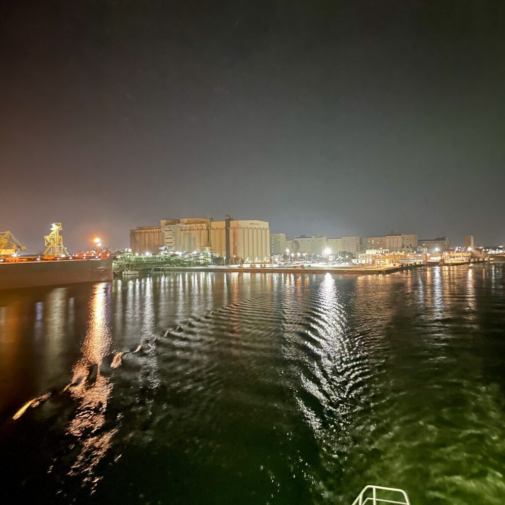 八戸港